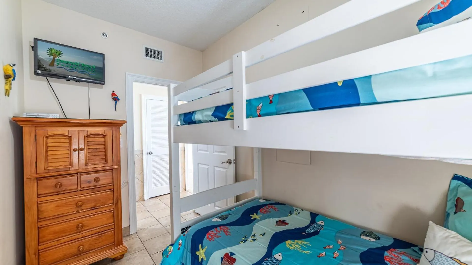 Boardwalk 1101 'Parrothead Paradise' Panama City Beach Holiday home