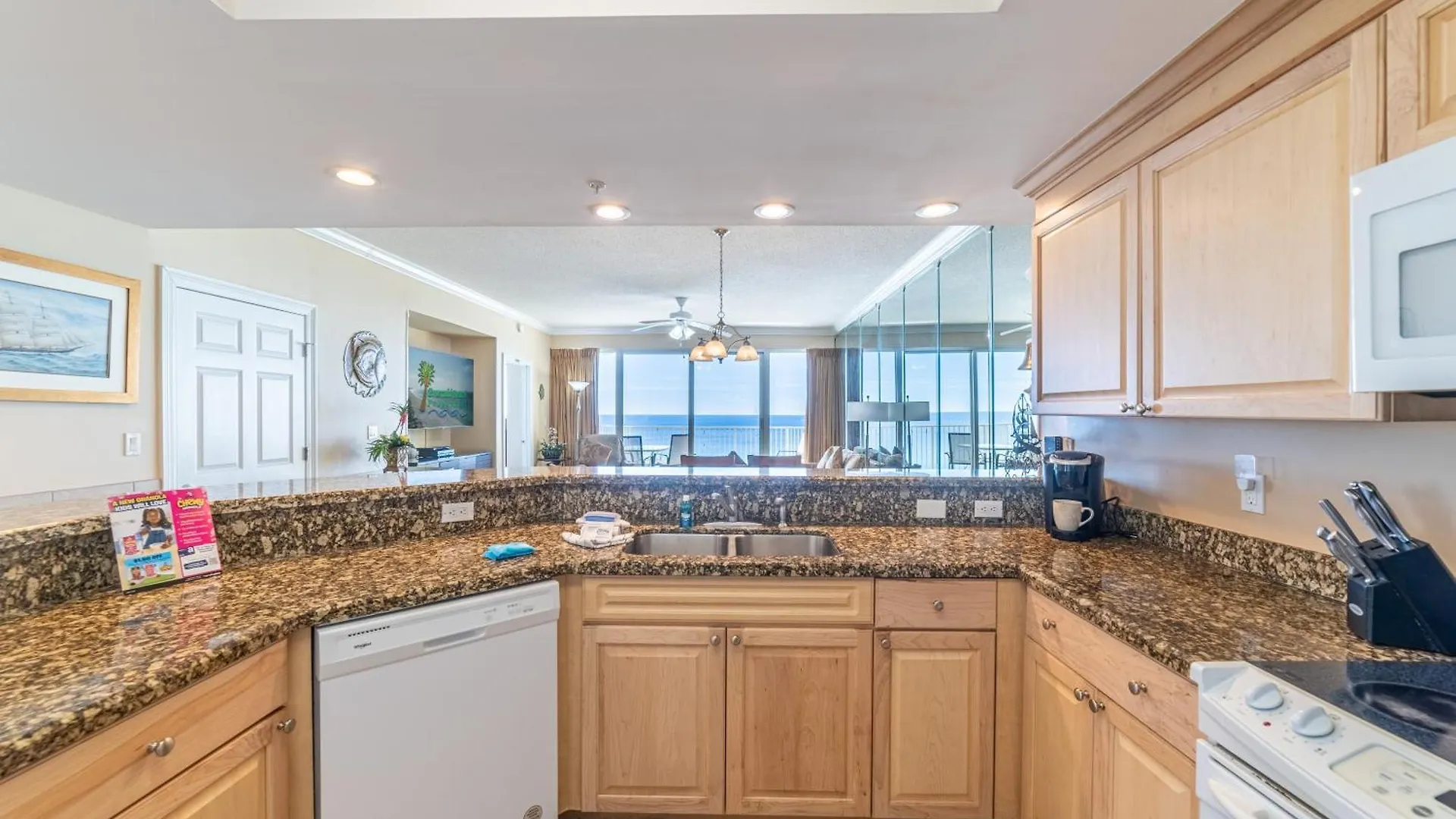 Boardwalk 1101 'Parrothead Paradise' Panama City Beach Holiday home